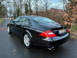 Schwarz Gebraucht 2006 Mercedes CLS320 Limousine | 4.999 € (Guter Preis)