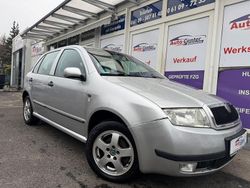 Silber Gebraucht 2002 Skoda Fabia Limousine | 3.699 € (Etwas zu teuer)