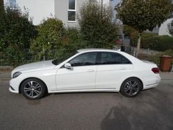 Weiß Gebraucht 2014 Mercedes E200 Avantgarde Limousine | 10.800 € (Guter Preis)