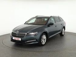 Grau Gebraucht 2019 Skoda Superb Kombi | 22.990 € (Teuer)