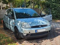Blau Gebraucht 2005 Ford Fiesta Limousine | 1.500 €