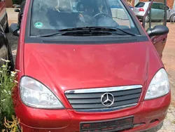 Rot Gebraucht 1999 Mercedes A140 Kleinwagen | 1.700 € (Fairer Preis)