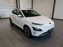 Weiß Gebraucht 2023 Hyundai Kona Select SUV | 20.990 € (Guter Preis)