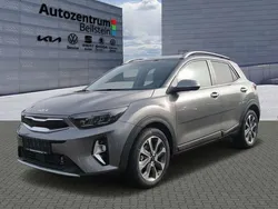 Astrograu Gebraucht 2024 Kia Stonic 4 SUV | 27.470 € (Etwas zu teuer)