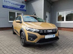 Beige Neu 2025 Dacia Sandero Expression Kleinwagen | 20.900 € (Fairer Preis)