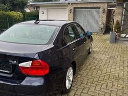 Blau Gebraucht 2007 BMW 318 Limousine | 6.000 € (Fairer Preis)