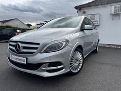 Silber Gebraucht 2013 Mercedes B200 Sport Van / Kleinbus | 11.975 € (Fairer Preis)