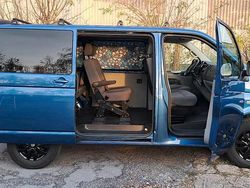 Blau Gebraucht 2014 VW T5 Van | 17.000 €