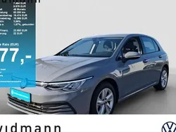 Grau Gebraucht 2023 VW Golf VIII Life Limousine | 22.990 € (Fairer Preis)