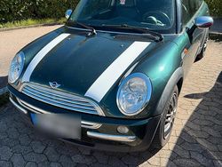 Grün Gebraucht 2001 Mini Cooper Kleinwagen | 1.600 €