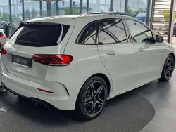 Weiß Gebraucht 2022 Mercedes B200 AMG line Van / Kleinbus | 29.500 € (Fairer Preis)