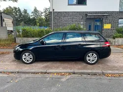 Schwarz Gebraucht 2017 Peugeot 308 Access Kombi | 6.000 € (Fairer Preis)
