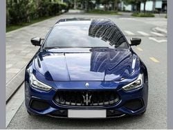 Blau Gebraucht 2017 Maserati Ghibli Limousine | 39.999 €