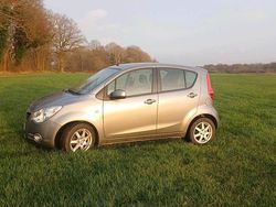 Grau Gebraucht 2010 Opel Agila Kleinwagen | 2.500 € (Guter Preis)