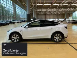 Pearl white multicoat Gebraucht 2023 Tesla Model Y RWD SUV | 32.700 € (Guter Preis)