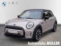 Grau Gebraucht 2021 Mini Cooper Classic Kleinwagen | 18.880 € (Fairer Preis)