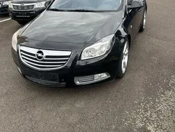 Schwarz Gebraucht 2011 Opel Insignia Edition Kombi | 2.700 € (Superpreis)