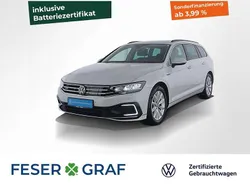Oryxwhite perlmutteffekt Gebraucht 2022 VW Passat GTE Kombi | 27.775 € (Guter Preis)