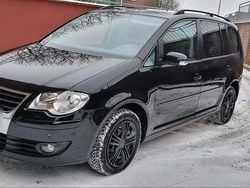 Schwarz Gebraucht 2008 VW Touran Van / Kleinbus | 2.999 € (Guter Preis)