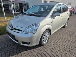 Silber Gebraucht 2006 Toyota Corolla Verso Van / Kleinbus | 4.250 € (Fairer Preis)