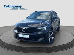 Onyx black (schwarz) Gebraucht 2023 Volvo XC40 Core SUV | 31.940 € (Guter Preis)