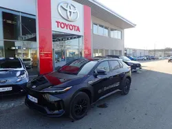 Schwarz Gebraucht 2023 Toyota bZ4X Basis SUV | 31.490 € (Guter Preis)