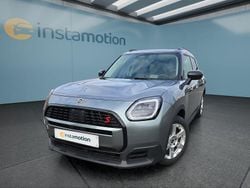 Grün Gebraucht 2024 Mini Countryman SUV | 37.399 €