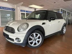 Weiß Gebraucht 2007 Mini Cooper Kleinwagen | 2.990 €