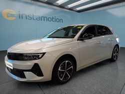 Grau Gebraucht 2024 Opel Astra Limousine | 26.449 € (Fairer Preis)