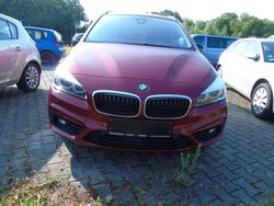 Flamencorot brillant Gebraucht 2016 BMW 218 Sport Line Van / Kleinbus | 14.699 € (Fairer Preis)