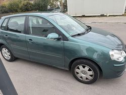 Grün Gebraucht 2005 VW Polo Comfortline Limousine | 4.440 € (Fairer Preis)