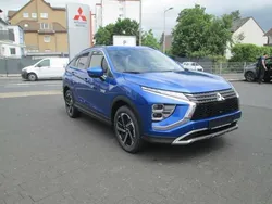 Laserblau (metallic) Gebraucht 2021 Mitsubishi Eclipse Cross Intro Edition SUV | 19.990 € (Fairer Preis)