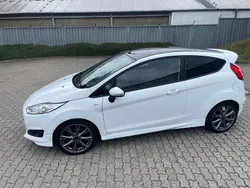 Weiß Gebraucht 2016 Ford Fiesta ST-Line Kleinwagen | 5.999 € (Guter Preis)