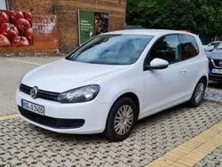 Weiß Gebraucht 2009 VW Golf VI Trendline Limousine | 3.000 € (Superpreis)