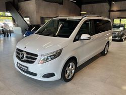 Weiß Gebraucht 2017 Mercedes V250 Van / Kleinbus | 28.980 € (Superpreis)