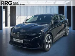 Sternenschwarz Gebraucht 2023 Renault Mégane Evolution Kleinwagen | 30.979 € (Fairer Preis)
