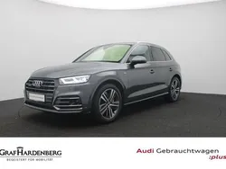 Daytonagrau perleffekt Gebraucht 2020 Audi Q5 Ambiente SUV | 39.880 € (Fairer Preis)