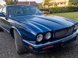 Blau Gebraucht 1995 Jaguar XJR Limousine | 5.300 €