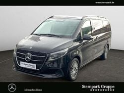 Obsidianschwarz Gebraucht 2024 Mercedes V250 Style Van / Kleinbus | 62.960 € (Guter Preis)