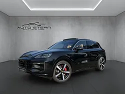 Schwarz Gebraucht 2024 Porsche Cayenne S SUV | 133.950 € (Etwas zu teuer)