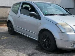 Silber Gebraucht 2006 Citroën C2 Kleinwagen | 1.200 € (Fairer Preis)