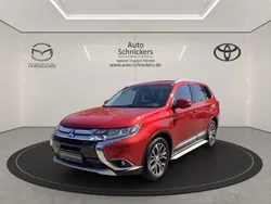 Rot Gebraucht 2016 Mitsubishi Outlander Top SUV | 18.750 € (Fairer Preis)