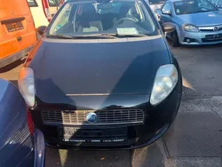 Schwarz Gebraucht 2007 Fiat Grande Punto Dynamic Kleinwagen | 1.988 € (Fairer Preis)
