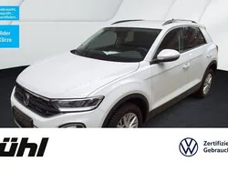 Pure white Gebraucht 2024 VW T-Roc Life SUV | 21.980 € (Guter Preis)