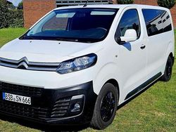 Weiß Gebraucht 2017 Citroën Jumpy Profi Van / Kleinbus | 14.750 €