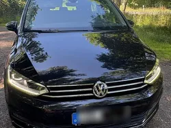 Schwarz Gebraucht 2020 VW Touran Highline Van / Kleinbus | 27.750 € (Etwas zu teuer)