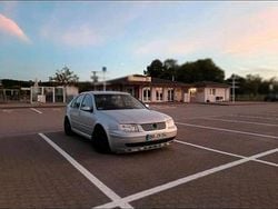 Silber Gebraucht 2004 VW Bora Limousine | 2.350 € (Fairer Preis)