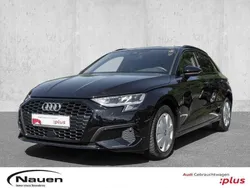Mythosschwarz metallic Gebraucht 2024 Audi A3 Sportback Advanced Limousine | 28.881 € (Guter Preis)