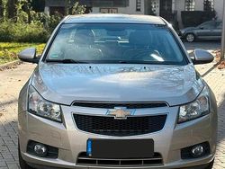 Braun Gebraucht 2011 Chevrolet Cruze Limousine | 6.799 €