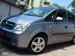 Grau Gebraucht 2003 Opel Meriva Basis Van / Kleinbus | 2.499 € (Etwas zu teuer)